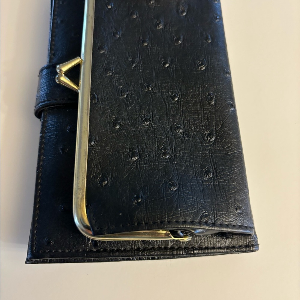 Vintage Elegant Black Ostrich Embossed Women's Wallet/Clutch - Picture 4 of 8
